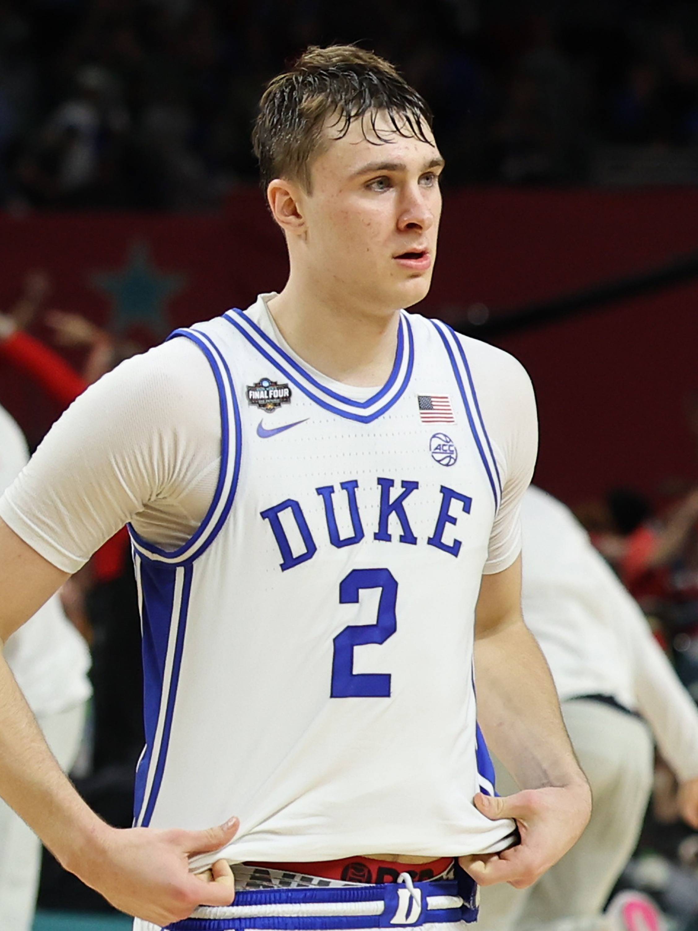 爱游戏ayx平台-CBA常规赛清晨攻防权衡集结日皇家马德里调整名单以备NBA常规赛，现场解说直呼：马德里竞技篮板制胜备战意大利杯